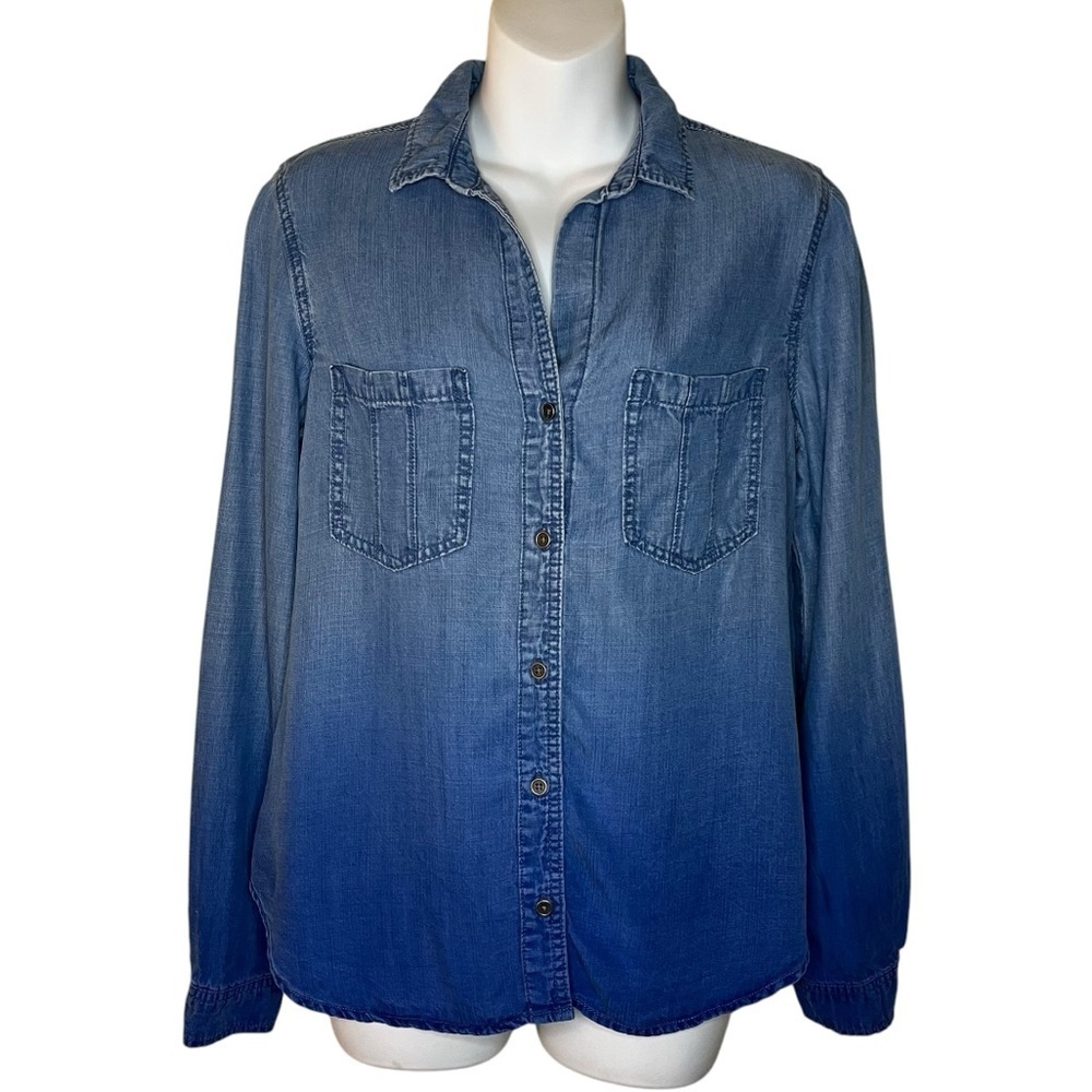 Cloth & Stone blue chambray ombre button-down shirt size M